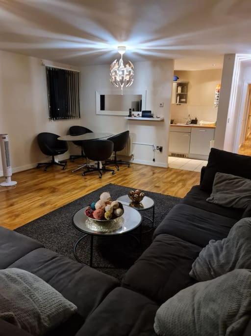 Motomy Homes * Londen