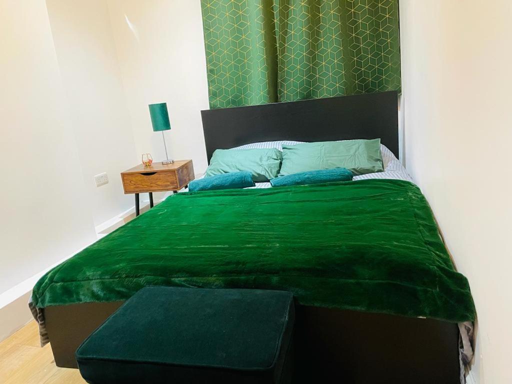 Luxury With Private Jacuzzi Hot Tub & Sauna * Londra
