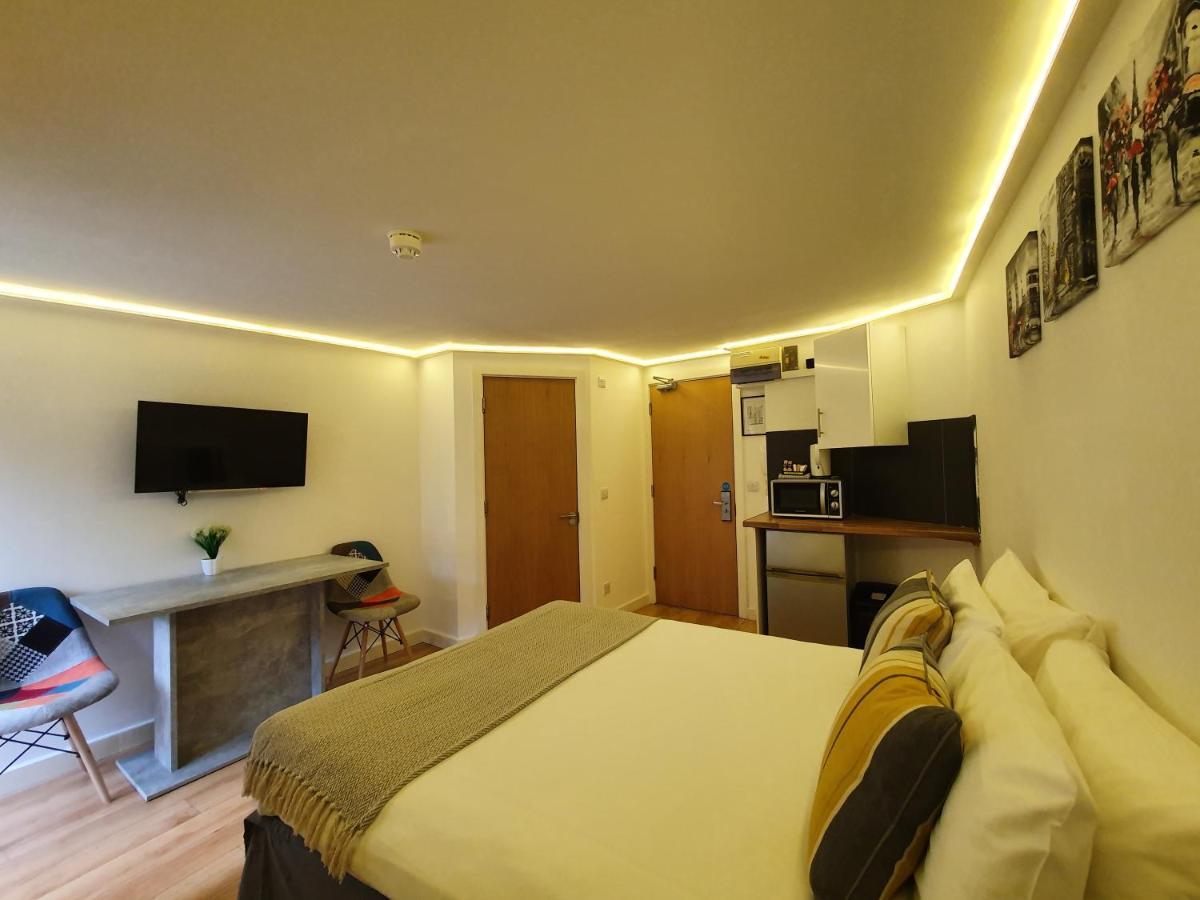 Aparthotel London Stay Apartments 3*