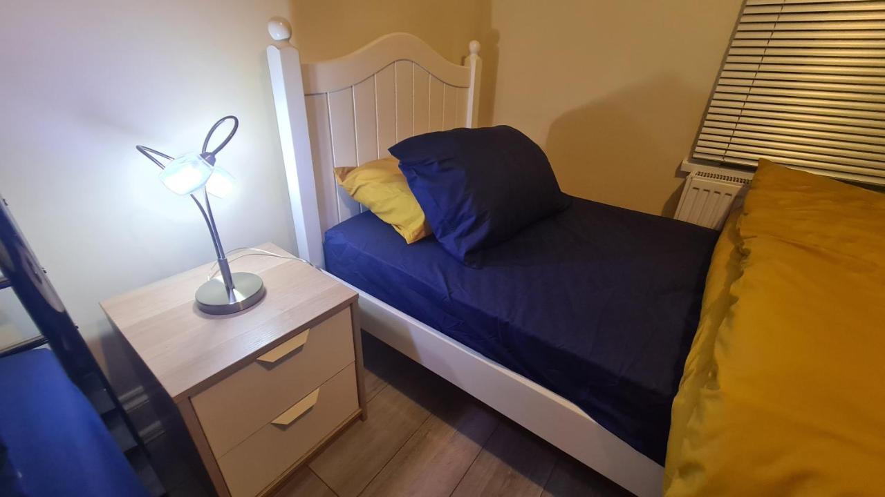 Appartement Entire 2 Bedroom Home/flat In London, Line Londres