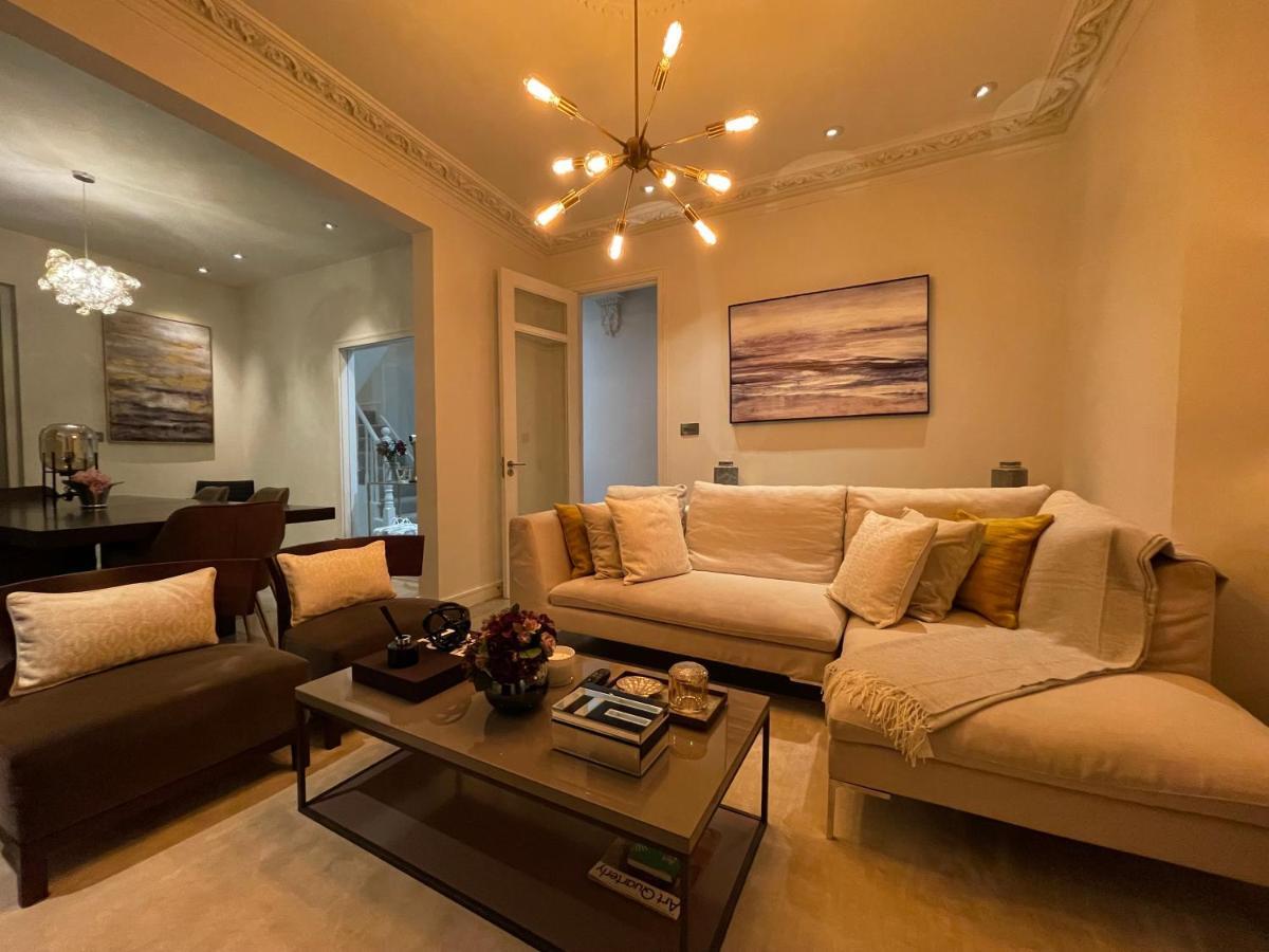 Spacious 4br, 2ba Feriehus London