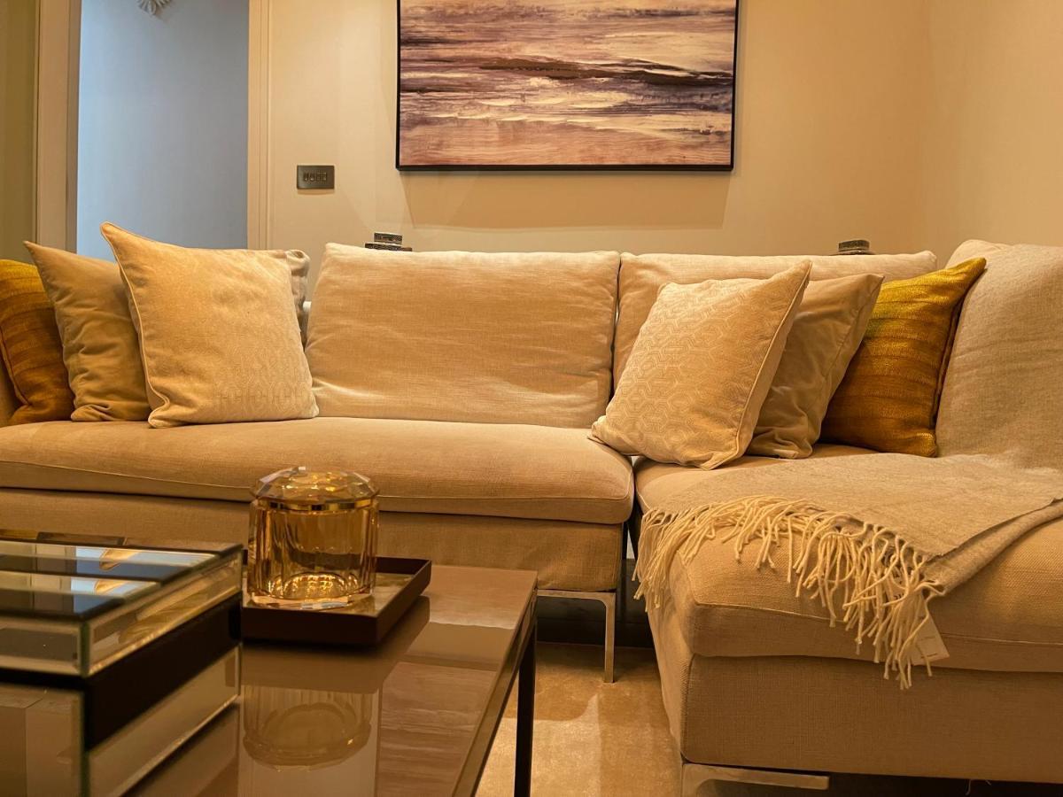 Feriehus Spacious 4br, 2ba London