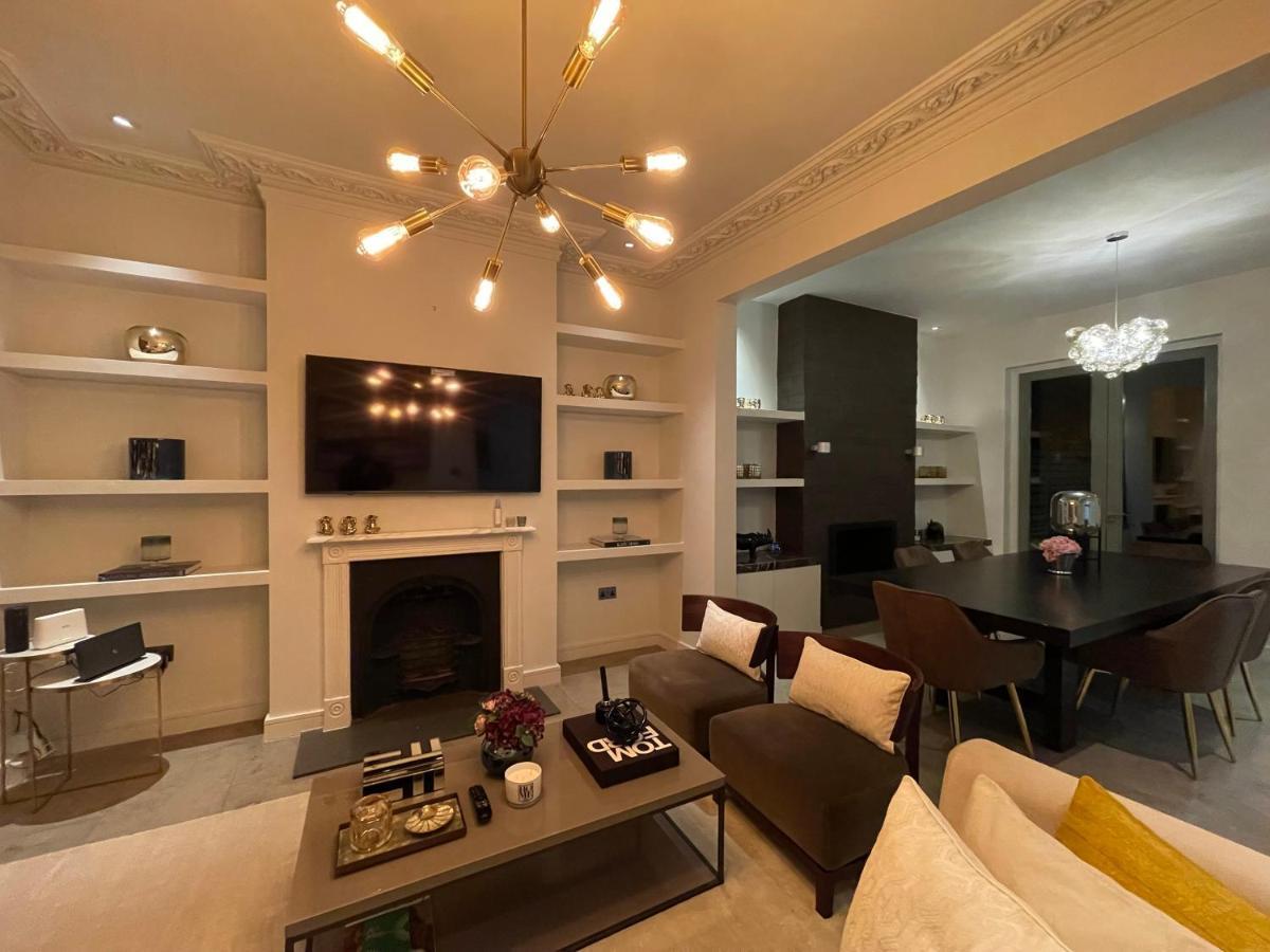 Spacious 4br, 2ba Feriehus *
