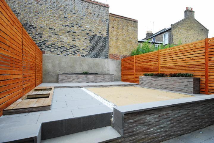 Spacious 4br, 2ba Feriehus