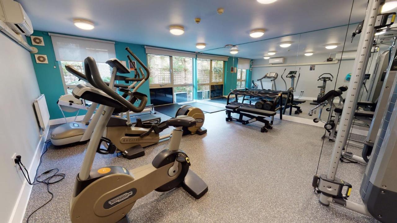 For Students Only Contemporary At Iq Hoxton In