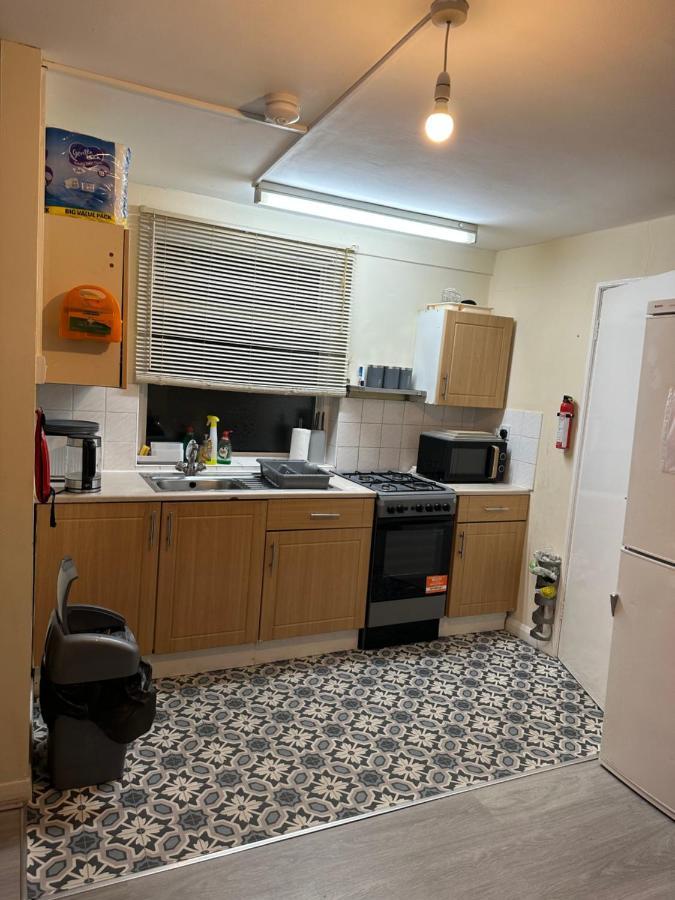 Lägenhet Amazing And Lovely 2- Bedroom First Floor Flat London