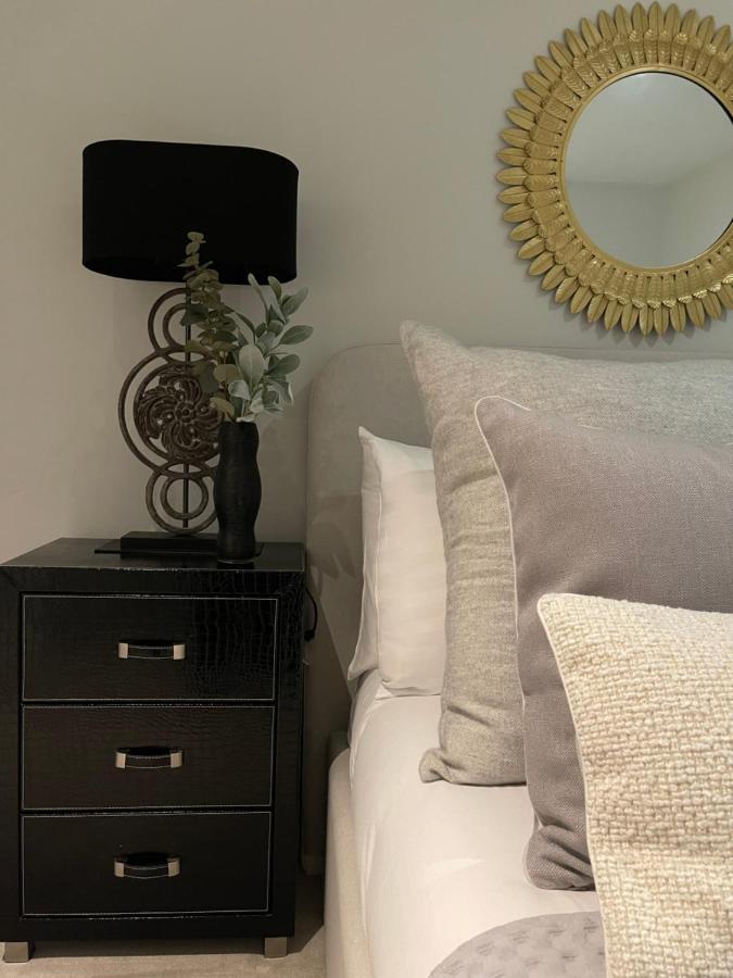 Feriehus Spacious 4br, 2ba London