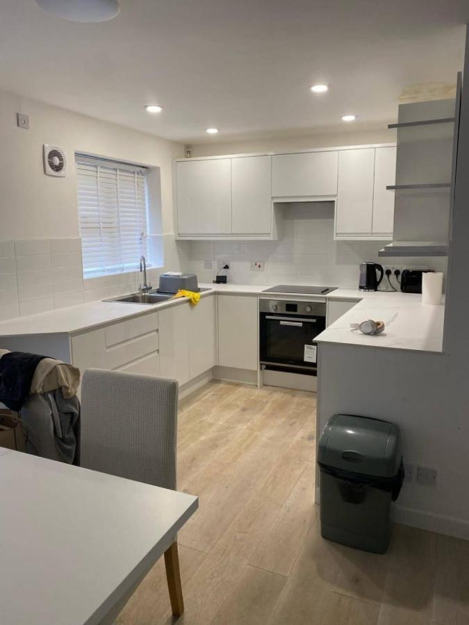 Spacious And Cosy 2 Bedroom Flat In Bermondsey Lägenhet *