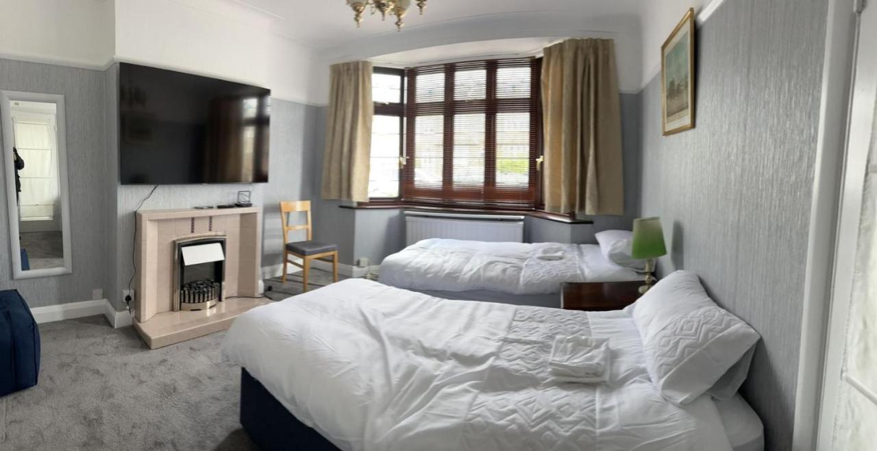 Feriehus Amazing And Romantic O2 Arena 4 Bedrooms House Free Parking London