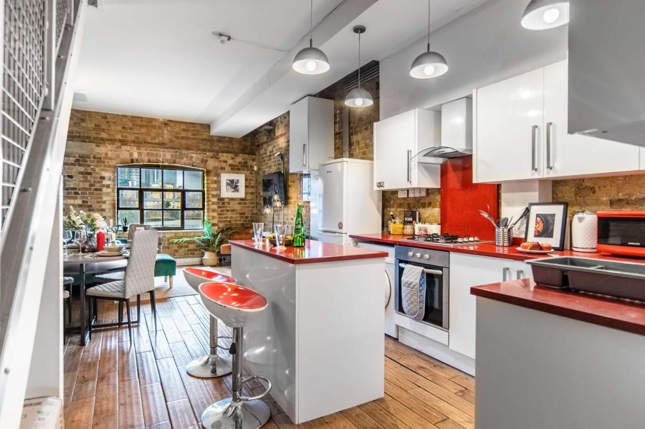 Livestay-fabulous Three Bed Warehouse Conversion Appartement Londen