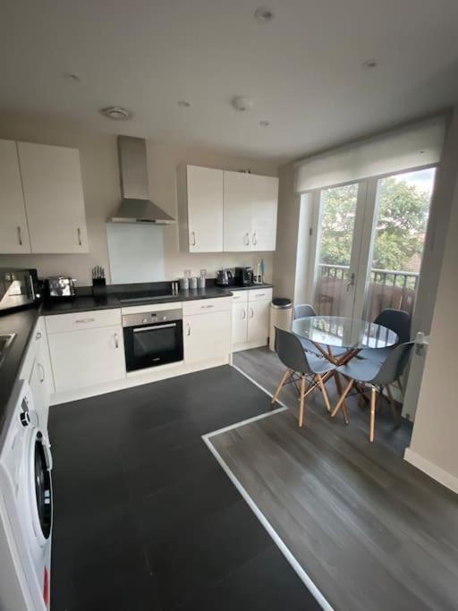 Lejlighed Modern 1-bedroom Close To City Airport London