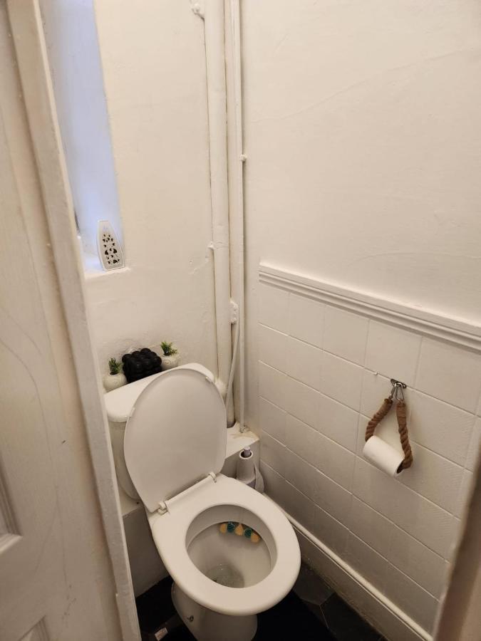 2-bedroom Flat In Cutty-sark, Greenwich ! Lejlighed London