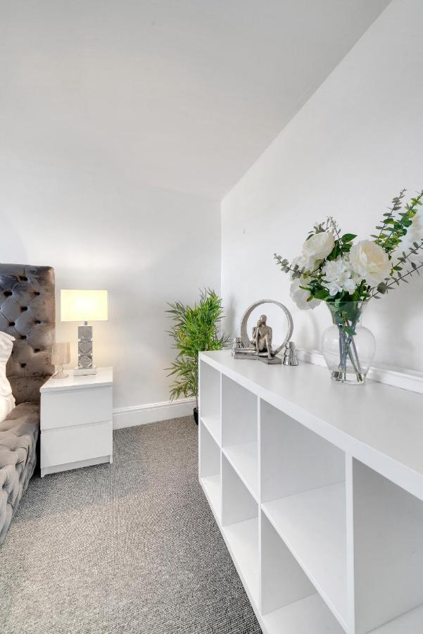 Modern Deluxe 2 Bedroom In Canning Town Excel Centre Appartement Londen