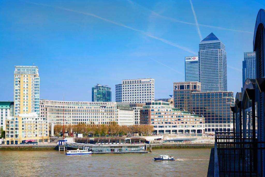 Modern Deluxe 2 Bedroom In Canning Town Excel Centre *
