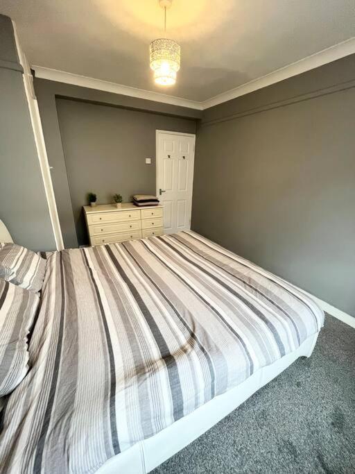 Appartamento Aprt 10mins Walk From The Shard!