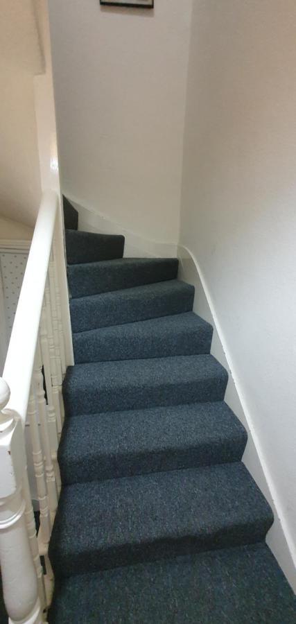 2 Bedroom Flat In Lewisham Sleep 8 Guest Londra