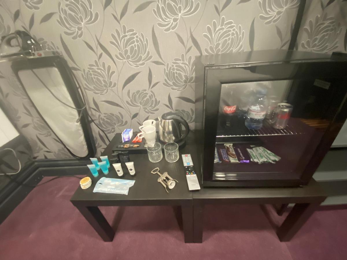 Mannbuilding Guest house London