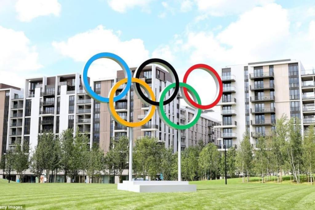 Stylish New Listing! Free Parking, Trendy Location * Londen