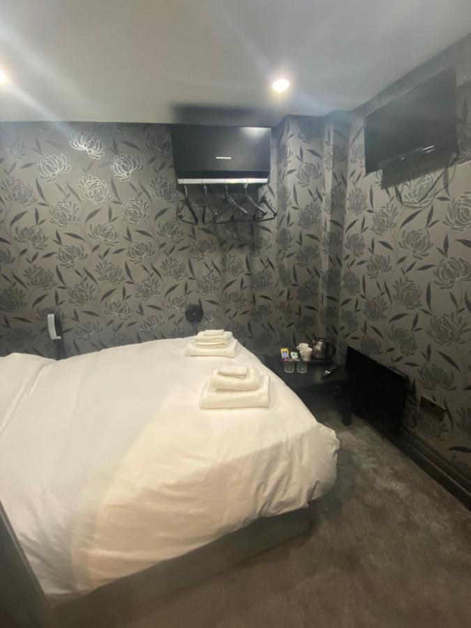 Mannbuilding Guest house