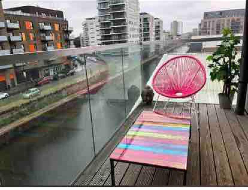 Lovely 2br W/ View Londen