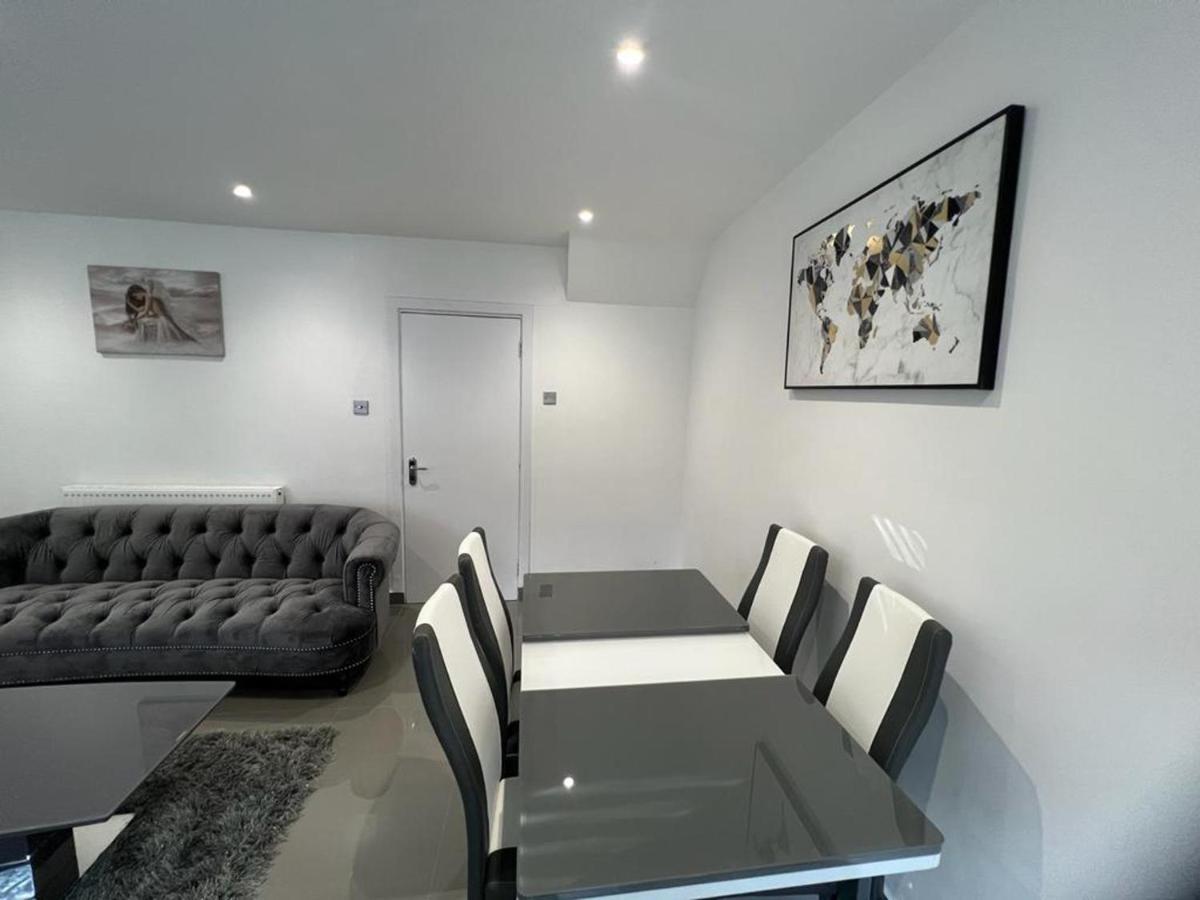 Modern Executive 2-bed In Apartment *