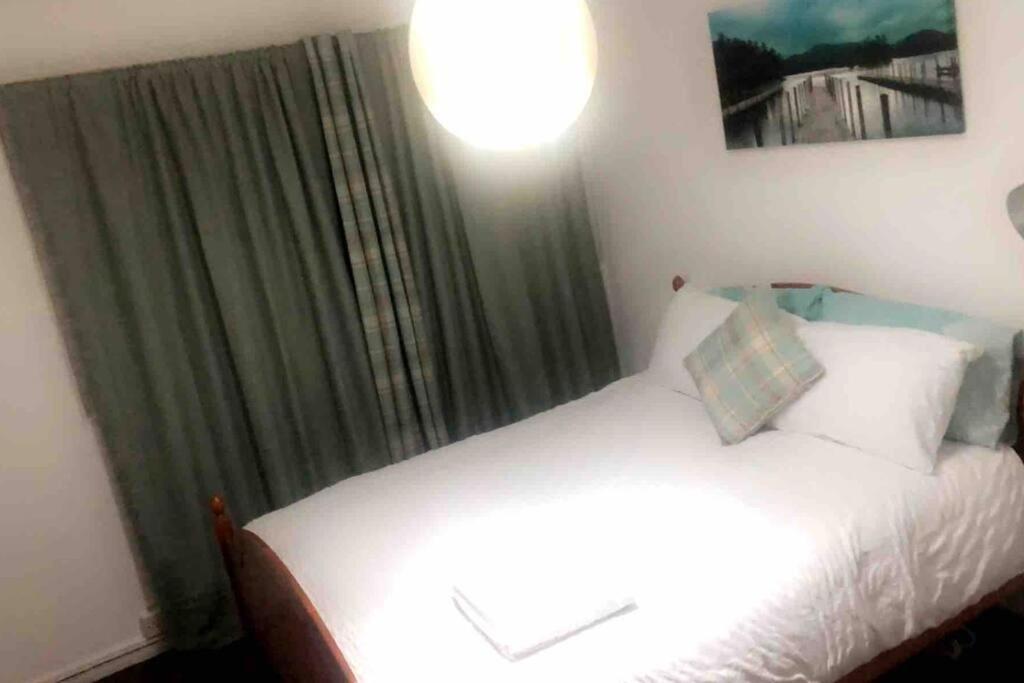 Entire One Bedroom Near Stratford