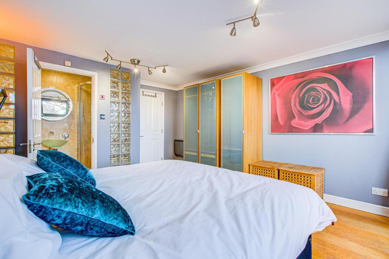Statera - Thames View Apartment *