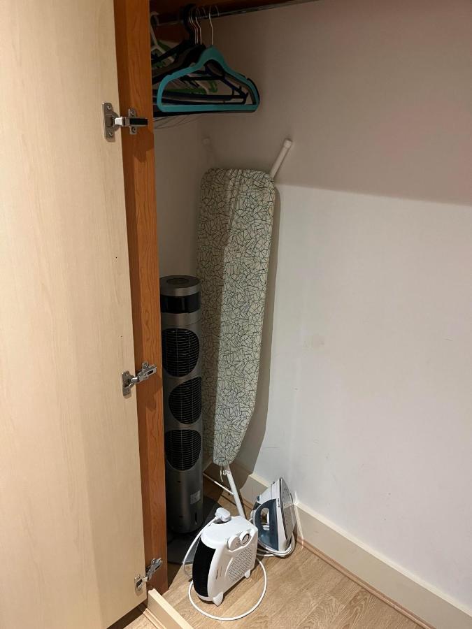 Homestay Large And Private Bathroom London