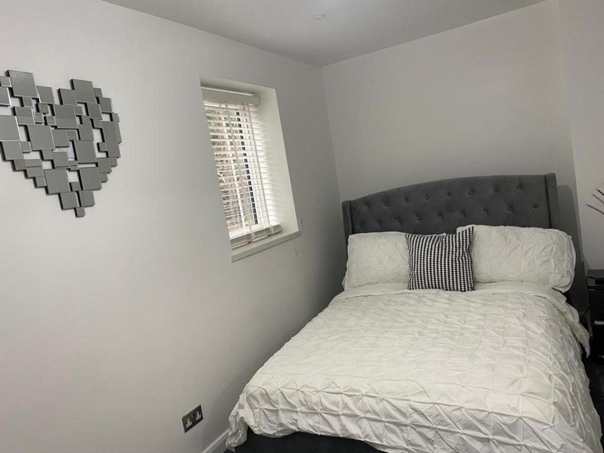 Modern Executive 2-bed In London