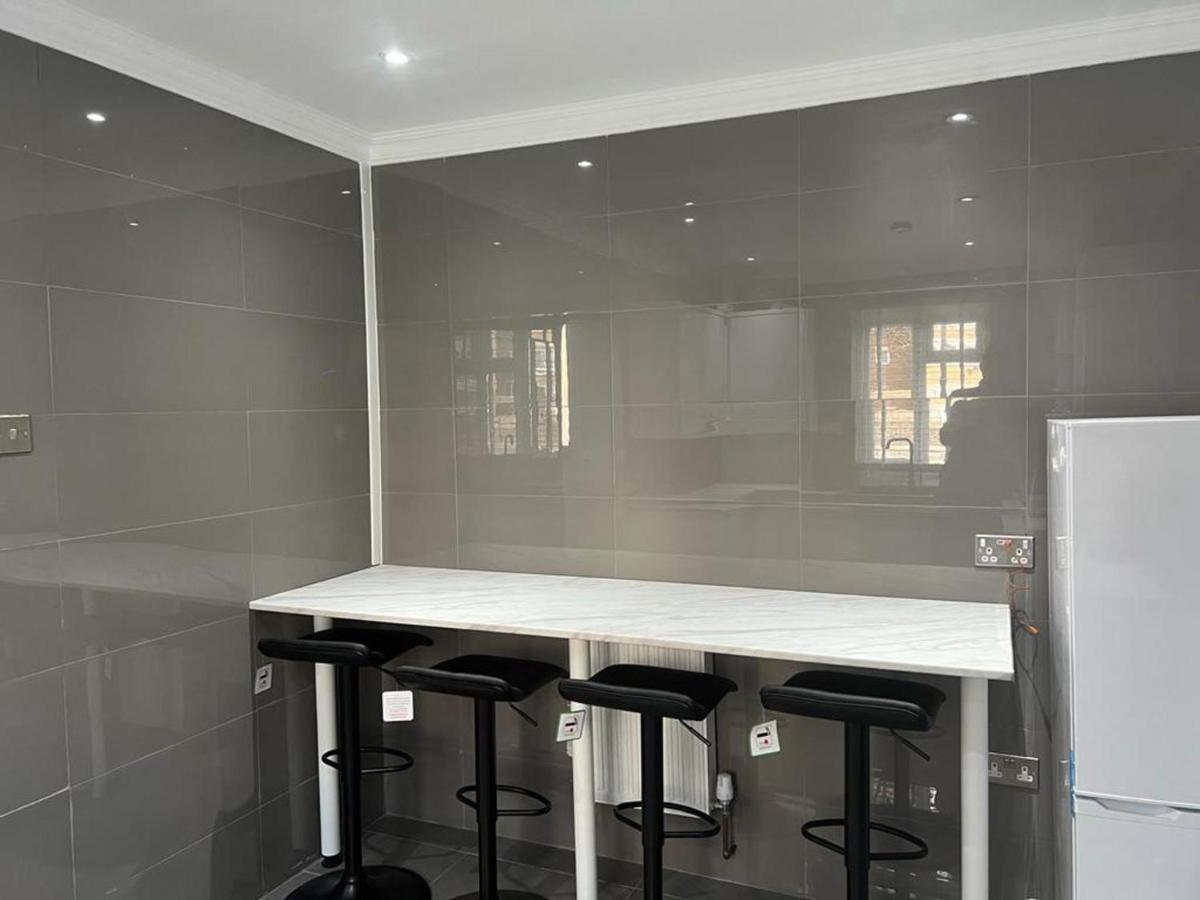 Modern Executive 2-bed In London
