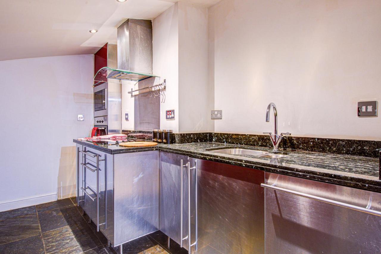 Statera - Thames View Apartment