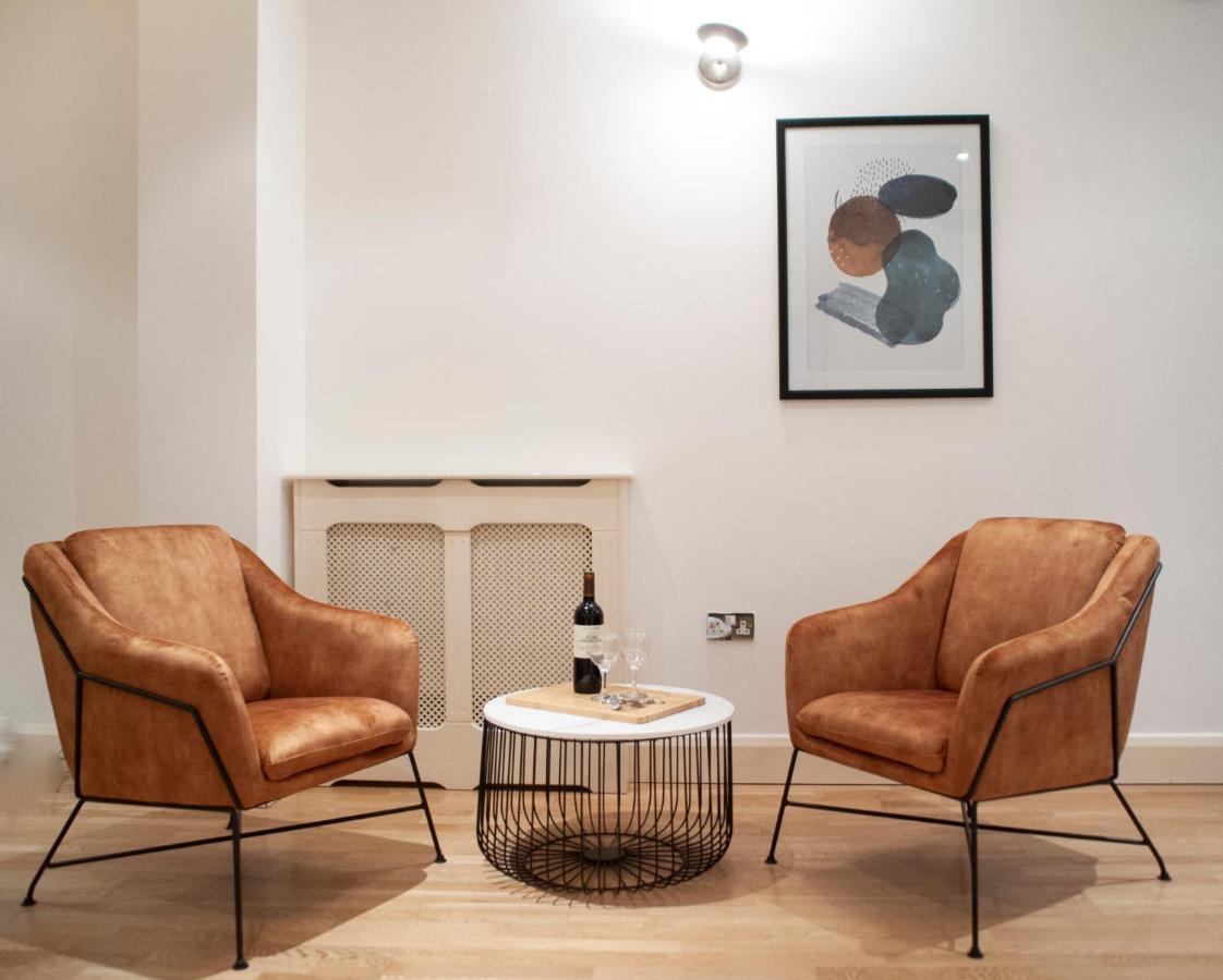 Spacious & Unique Flat In Hoxton - 2 Bed Appartement Londen