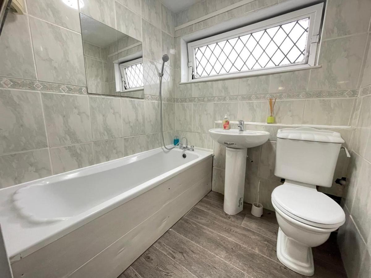 Cosy In Beckton London