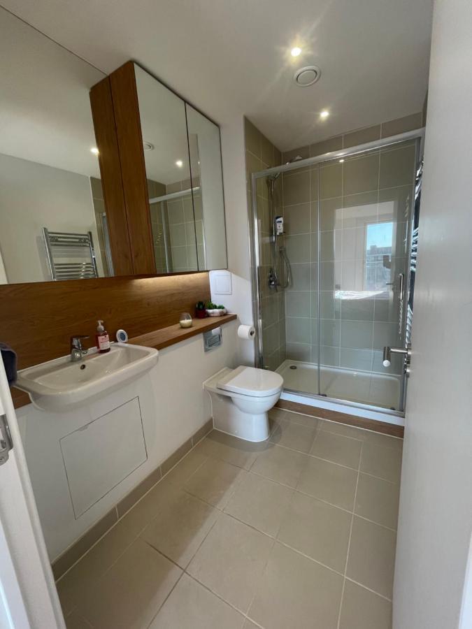 Privatunterkunft Bright Spacious En-suite W/ Views - 8min From Bridge!