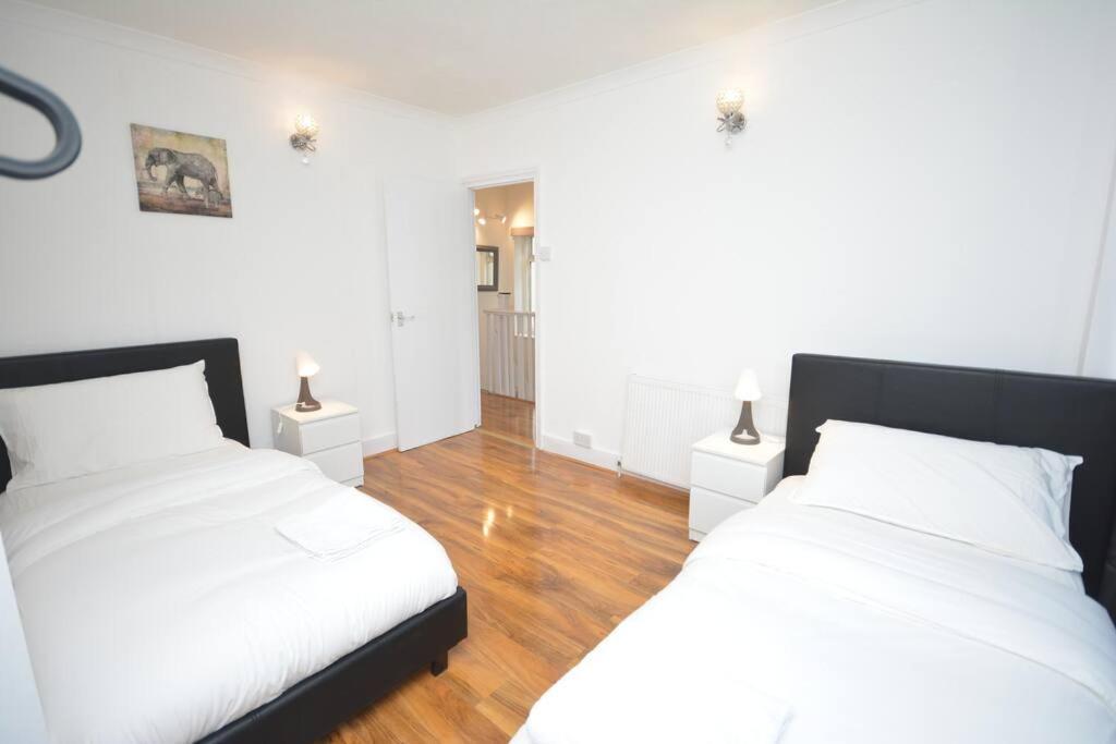 4 Bedroom House In East * Londen