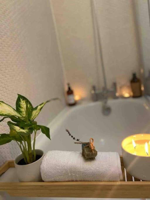 Shoreditch Cosy Flat, Next To Van Gogh Exhibition * London