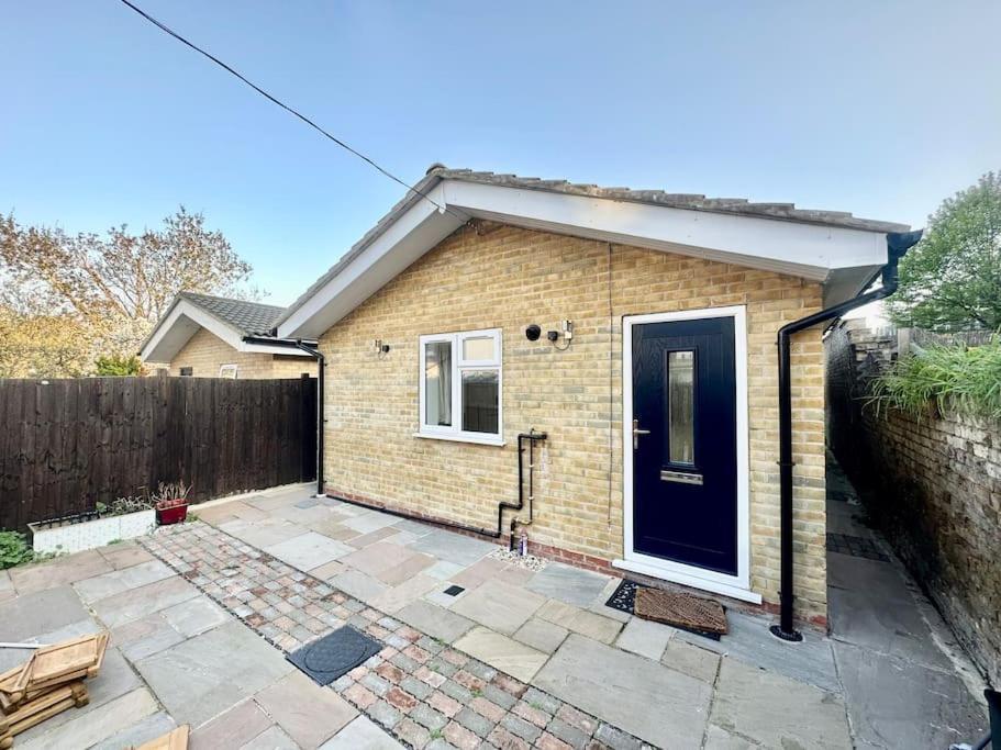Ferienhaus 2 Bedroom House,brownhillrd Se6