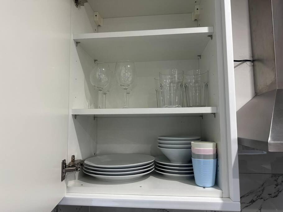 2 Bedroom House,brownhillrd Se6 * London
