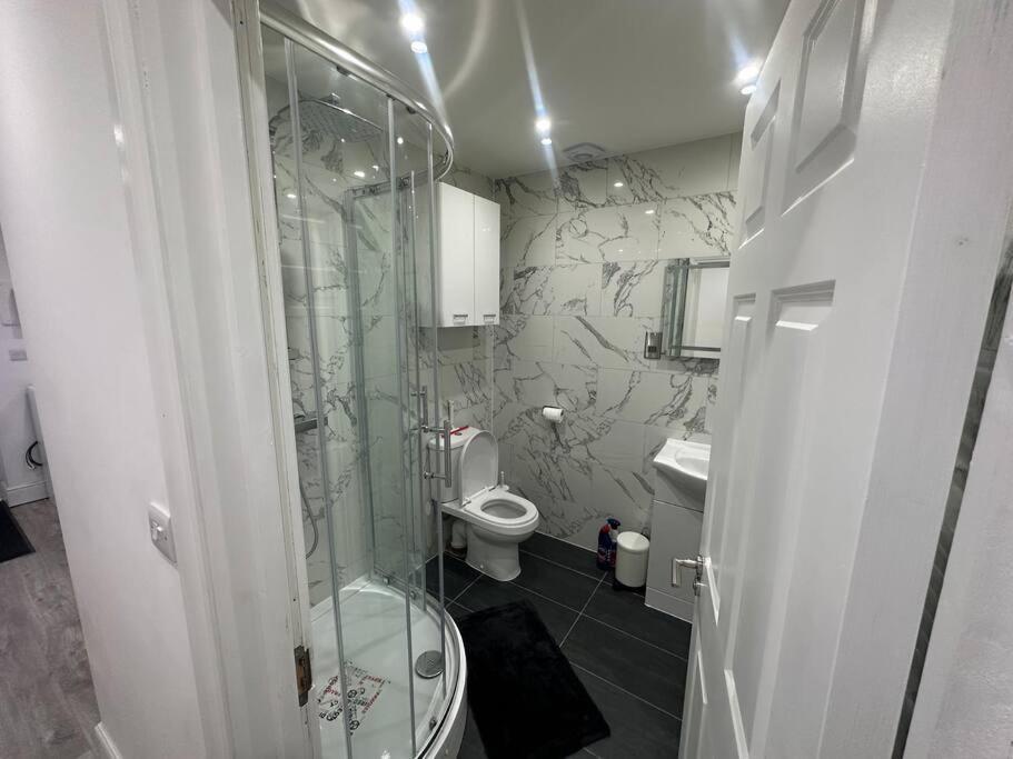 2 Bedroom House,brownhillrd Se6 Ferienhaus
