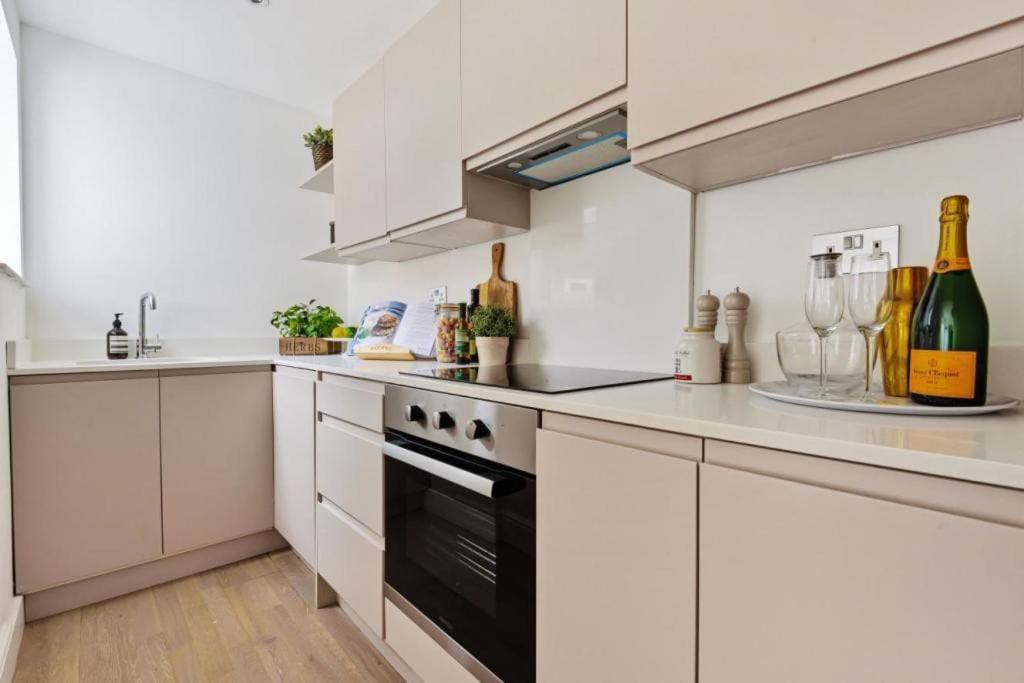 Amazing 3 Bed Interior Designed House With Garden - 114 The Hervey Feriehus London