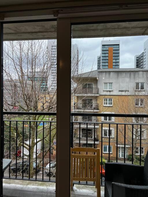 Appartamento Stylish One Bedroom Flat Furnished Londra