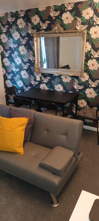 Zone 2, 2 Bedroom House Ferienhaus
