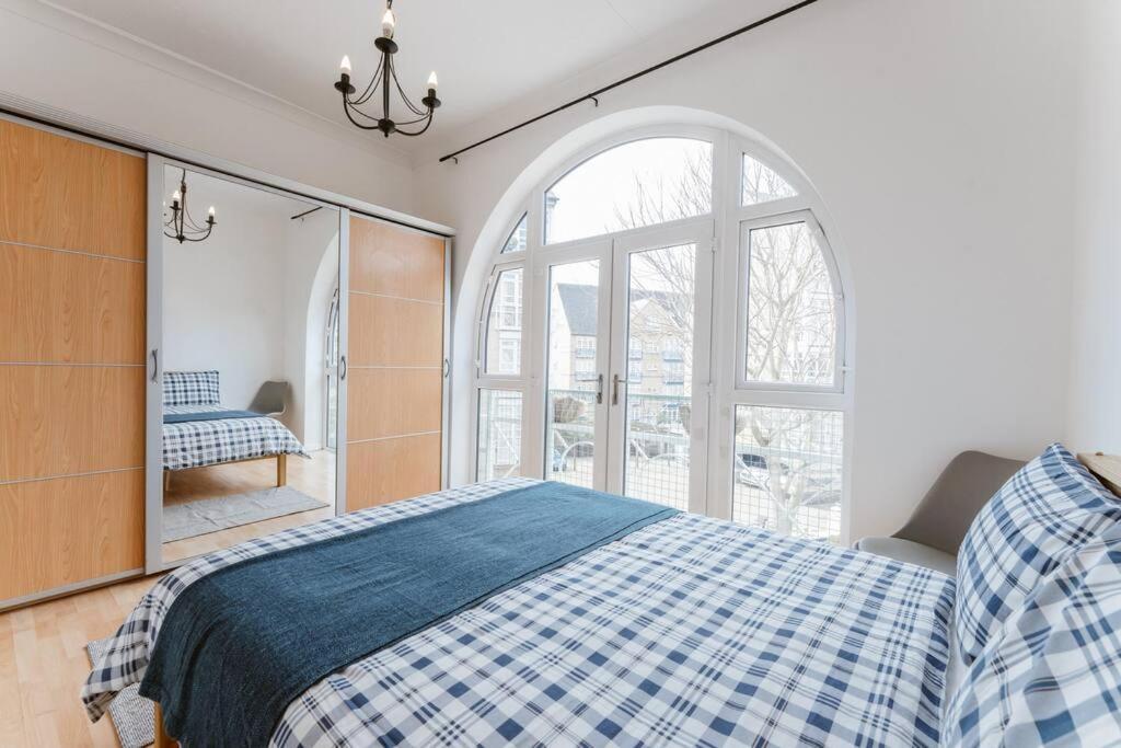Apartment Comfortable Double For Your Getaway London