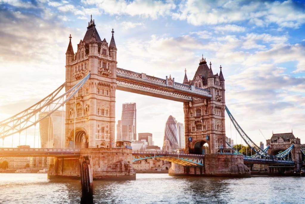 Luxury 2 Bedroom 2 Bathroom -borough Market/ Bridge Leilighet London