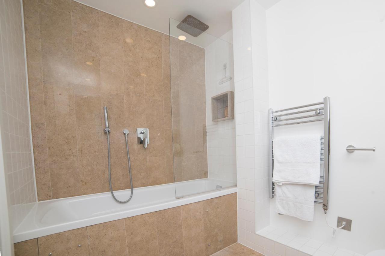 Premier 3 Bed Lux - Sleeps 8 Appartement