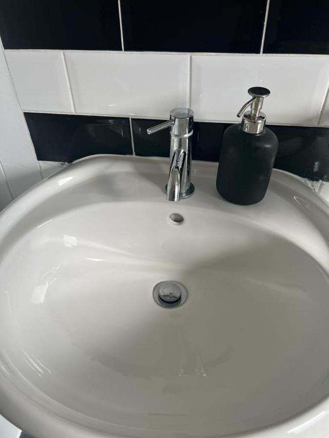 Stunning 3 Bedroom Property- Large Privat bolig *