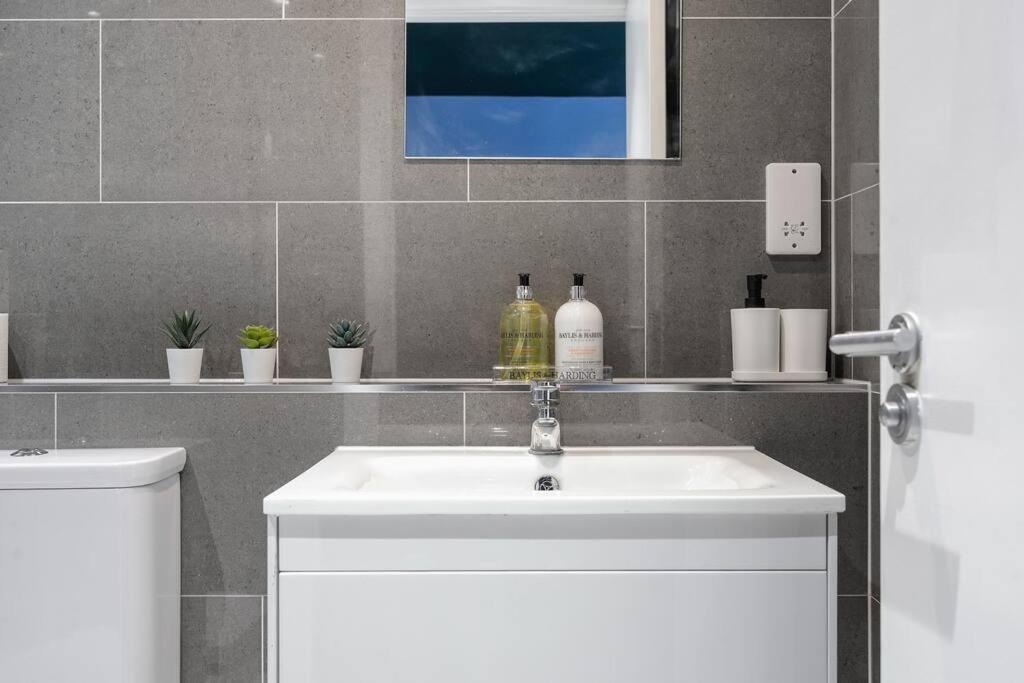 Canary Wharf By Hiatus Concierge Appartement