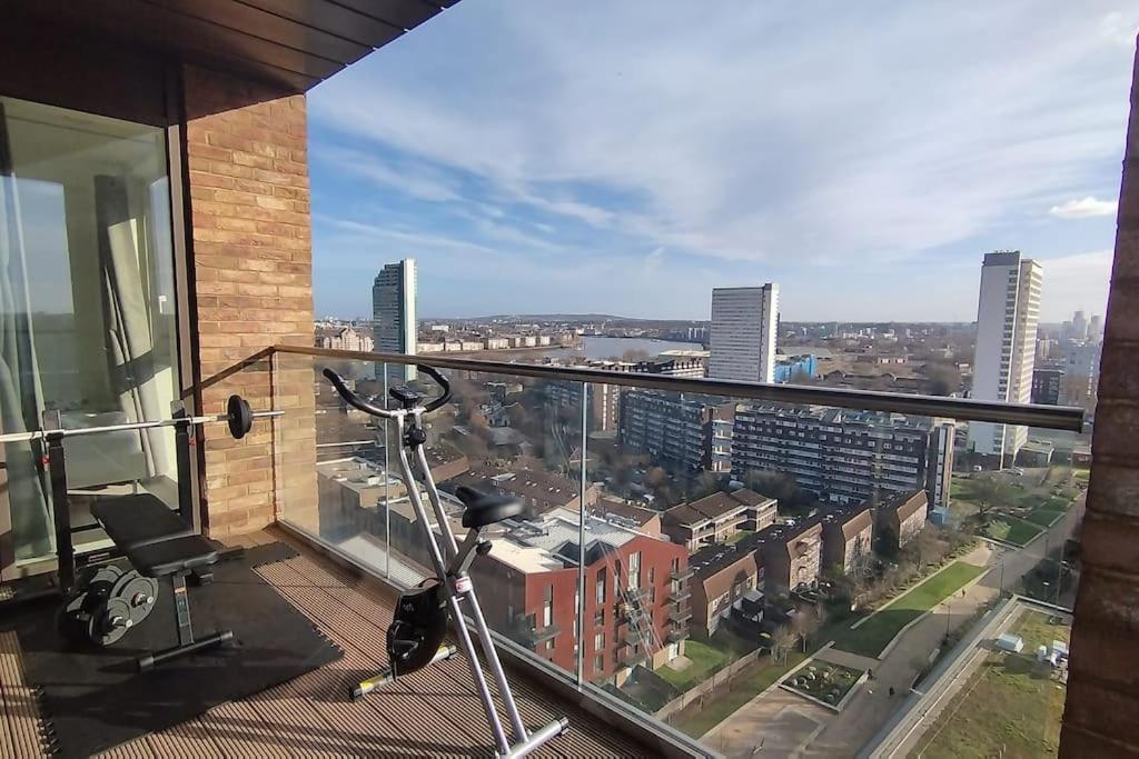 Riverview Amazing 2bed 2bath Apt Wparking Sleeps 6 Comfortably Apartment London