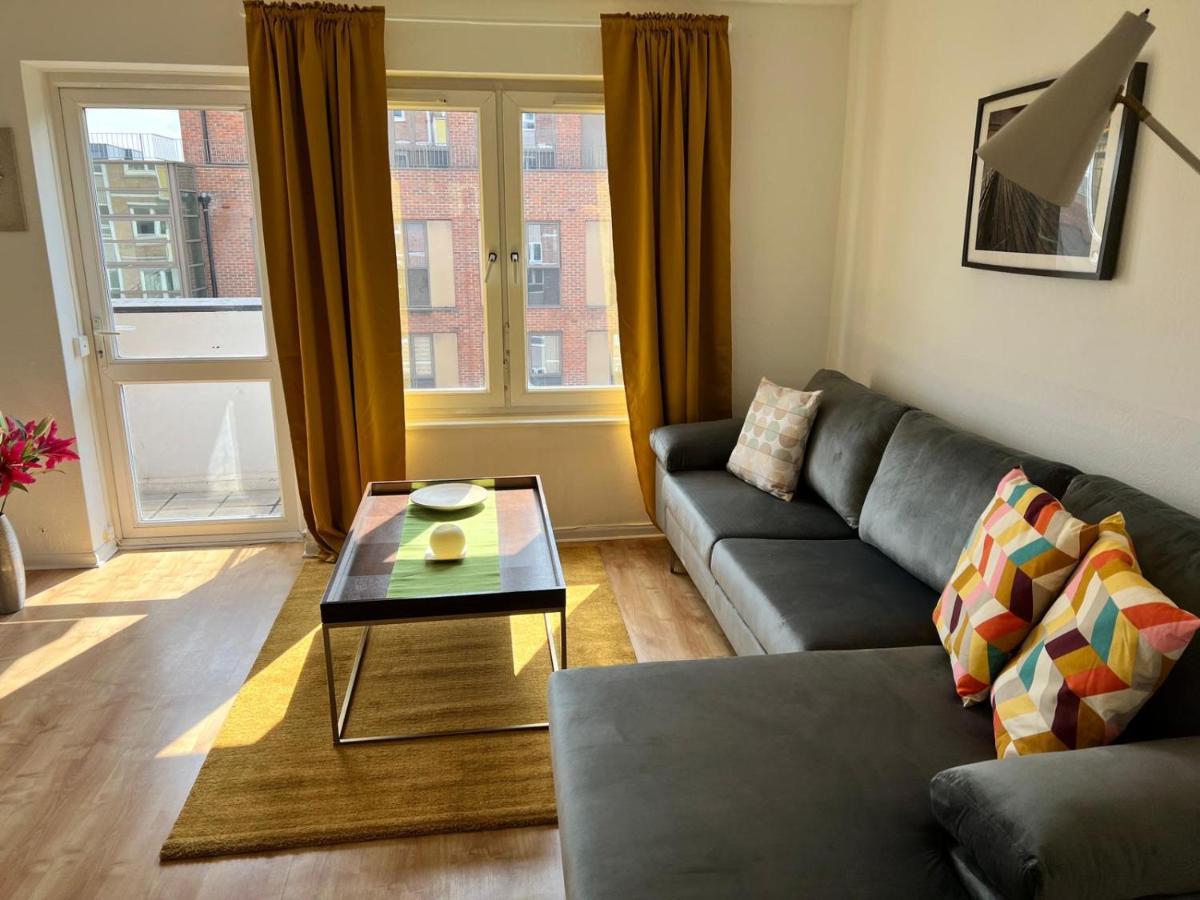 Morden 2 Bedroom Tower Bridge Lägenhet *