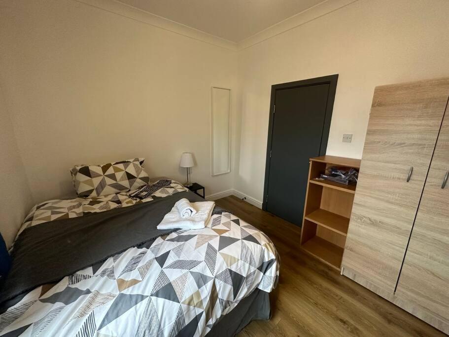 5 Bedroom House Se6 Ferienhaus